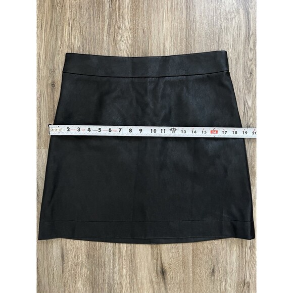 J Crew Black Faux Leather A-Line Mini Skirt Size 8 - Picture 5 of 7